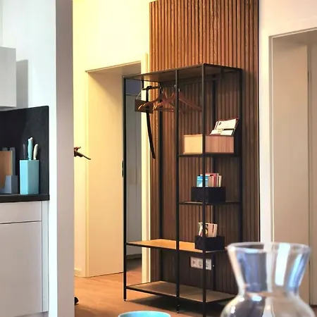Apartment Bohnapartments Blume 77 Fur 9 Personen - 2 Balkone - Wlan - Nahe Petersberg - Domplatz Erfurt